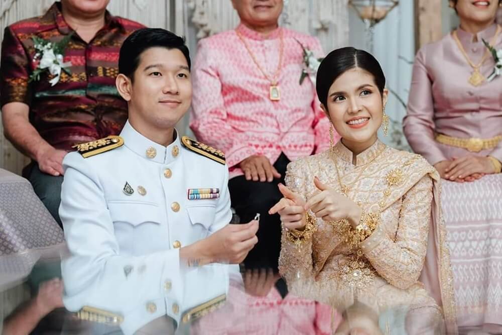เช่าชุดหมั้น