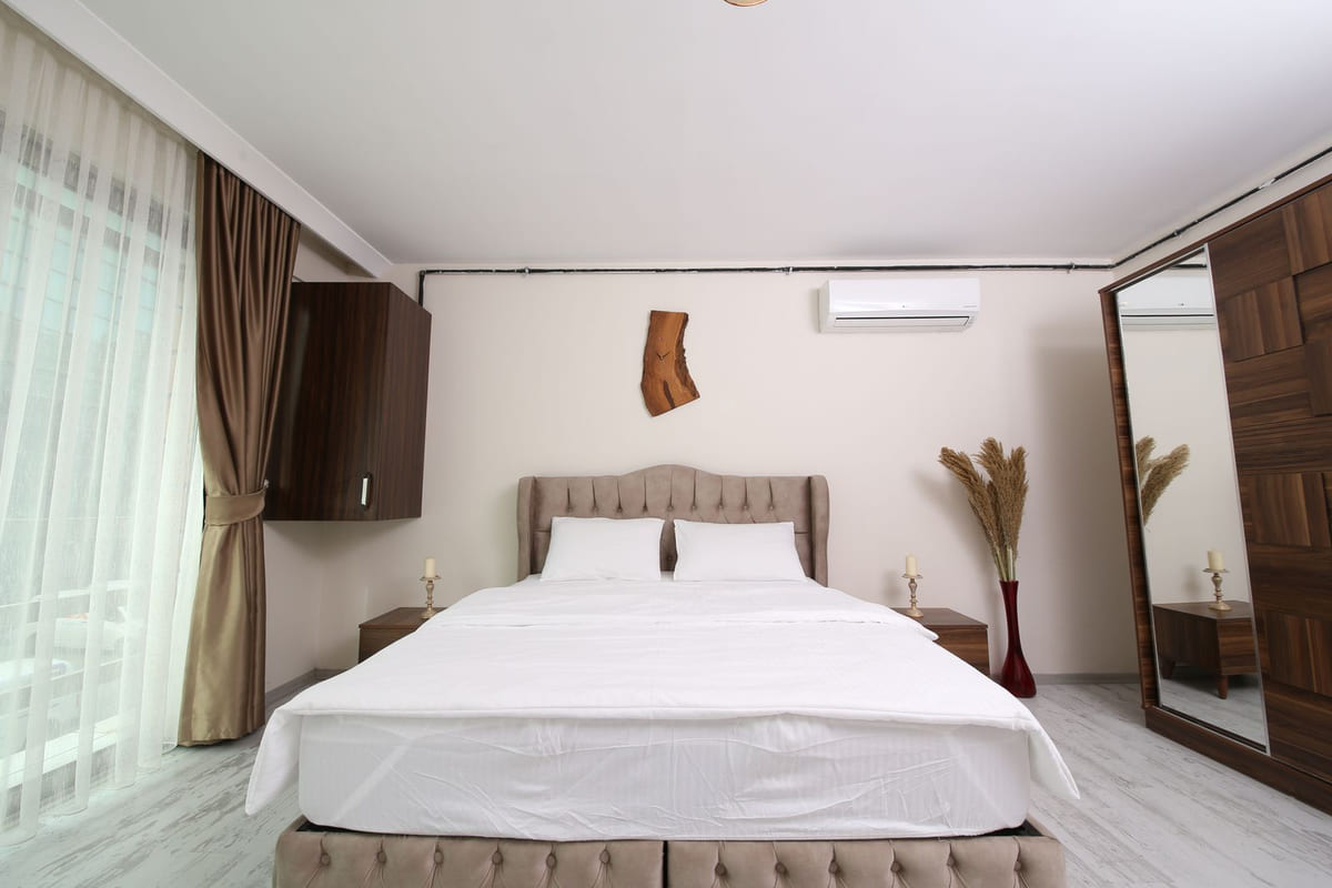 ที่พักกาญจนบุรีราคาถูก: งบหลักร้อย ยังจะรอดอยู่ไหมในยุคนี้?